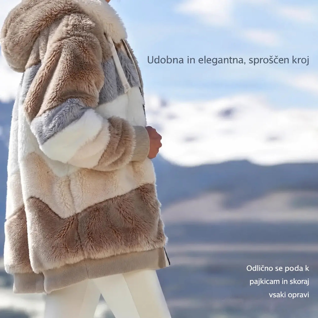 ❄️ Zadnji dan – 50 % POPUSTA! 【S–5XL】 Nov topel ženski plašč 2026 z mehko plišasto podlogo, kontrastnimi črtami, kapuco, zadrgo in žepi ter ohlapnim krojem